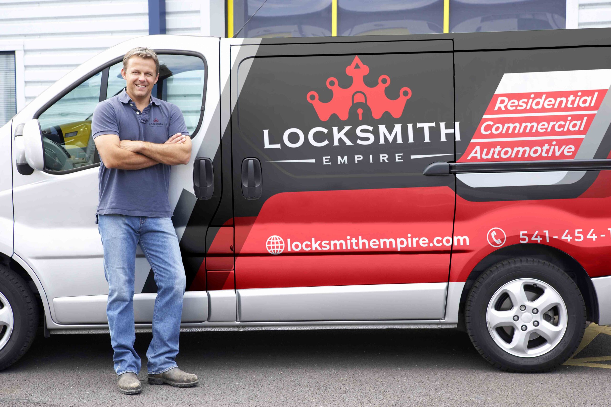 Locksmith with his van